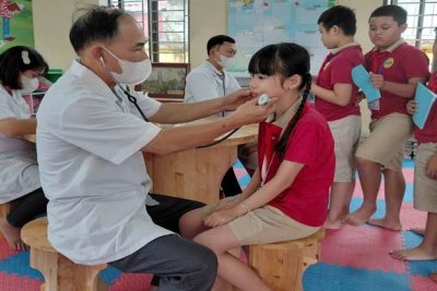 CÔNG TÁC KHÁM SỨC KHOẺ HỌC SINH ĐẦU NĂM HỌC 2025 – 2026